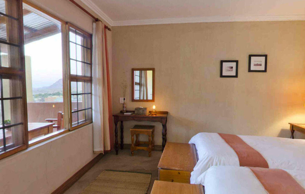 Klein-Aus Vista Desert Horse Inn エクステリア 写真