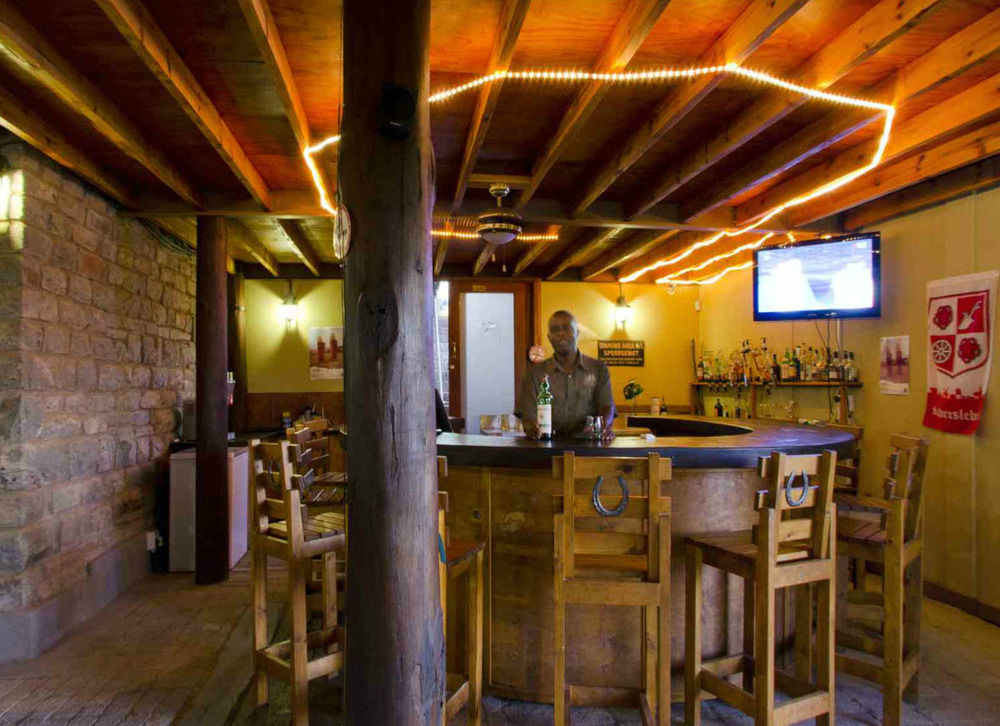 Klein-Aus Vista Desert Horse Inn エクステリア 写真